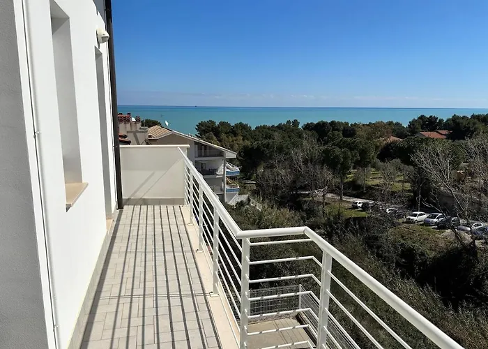 アパート Pineto-italy-appartamento Vista Mare E Pineta ピネート