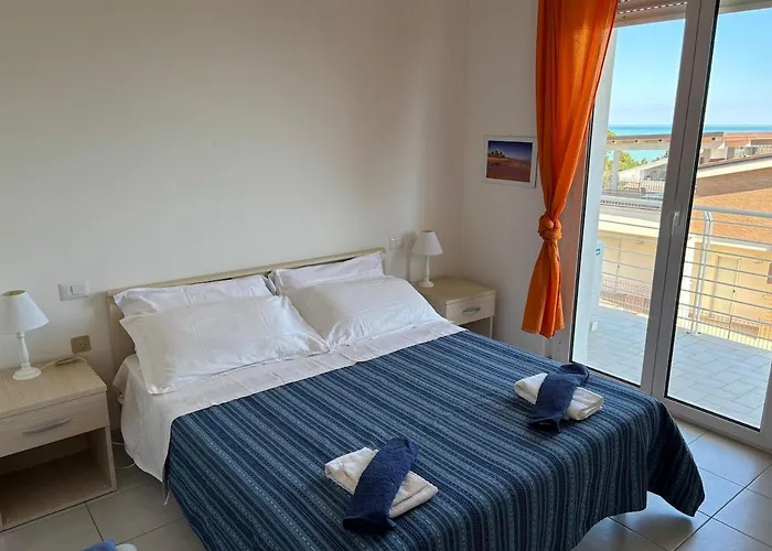 Апартаменты Pineto-italy-appartamento Vista Mare E Pineta